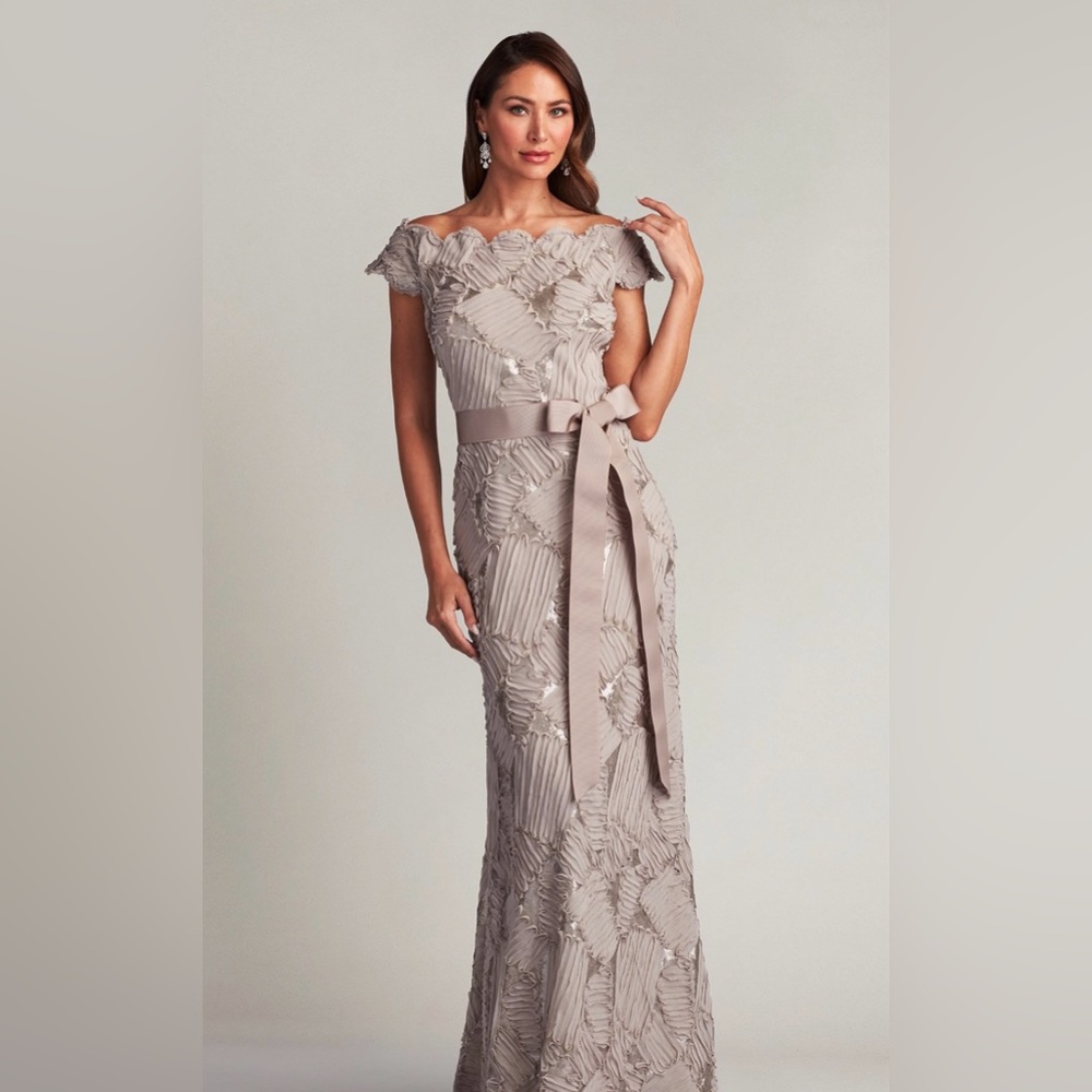 DEMIE EMBROIDERED MINI PAILLETTE GOWN. NEVER WORN.